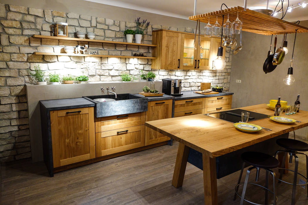A real rustic oak kitchen !, CasaLife CasaLife مطبخ خشب Wood effect