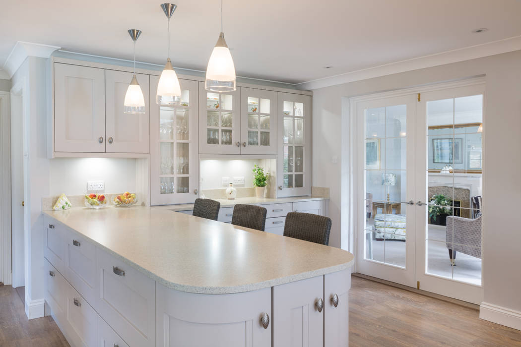 Breakfast Bar Meets Bar Area Woollards of Mildenhall Dapur built in Kayu Wood effect Bar,kitchen lighting