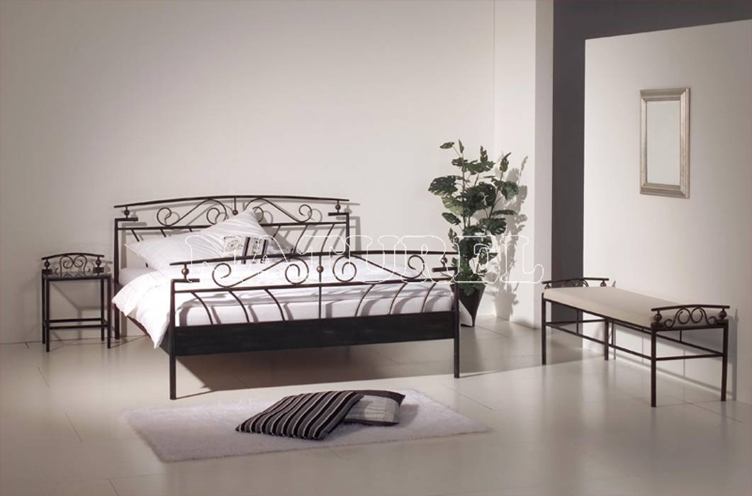 Moderne slaapkamer door naturel metal ferforje | homify Moderne slaapkamer door naturel metal ferforje | homify