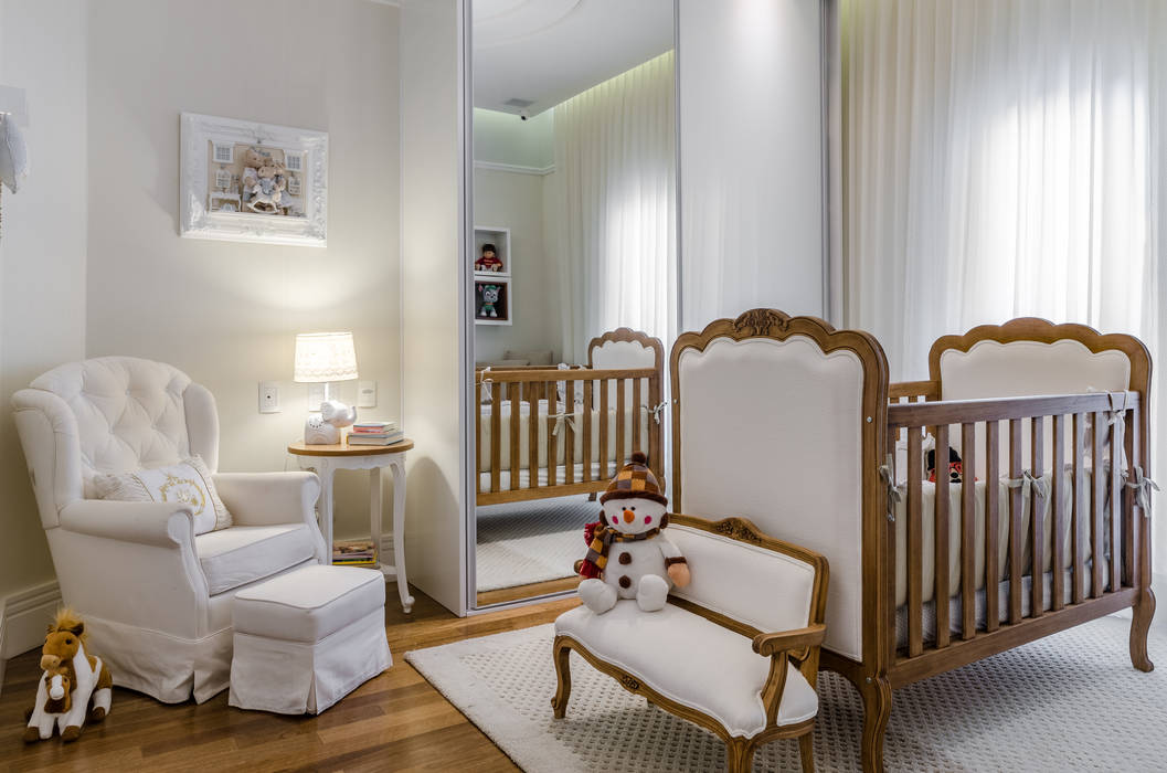 dormitório do BB, okha arquitetura e design okha arquitetura e design Baby room Wood Wood effect