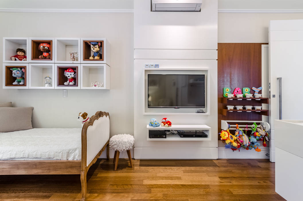 dormitório do BB, okha arquitetura e design okha arquitetura e design Baby room Wood Wood effect