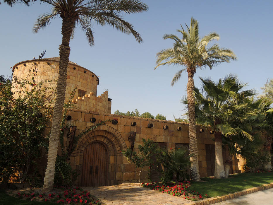 Wadi Hanifa Garden: il Giardino Fatto a Mano, Verde ovunque, acqua ovunque!, arch. Valerio Cozzi arch. Valerio Cozzi Taman Gaya Eklektik