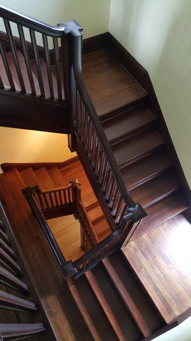 Pine Stairwell Restoration, Shine Star Flooring Shine Star Flooring Escalier