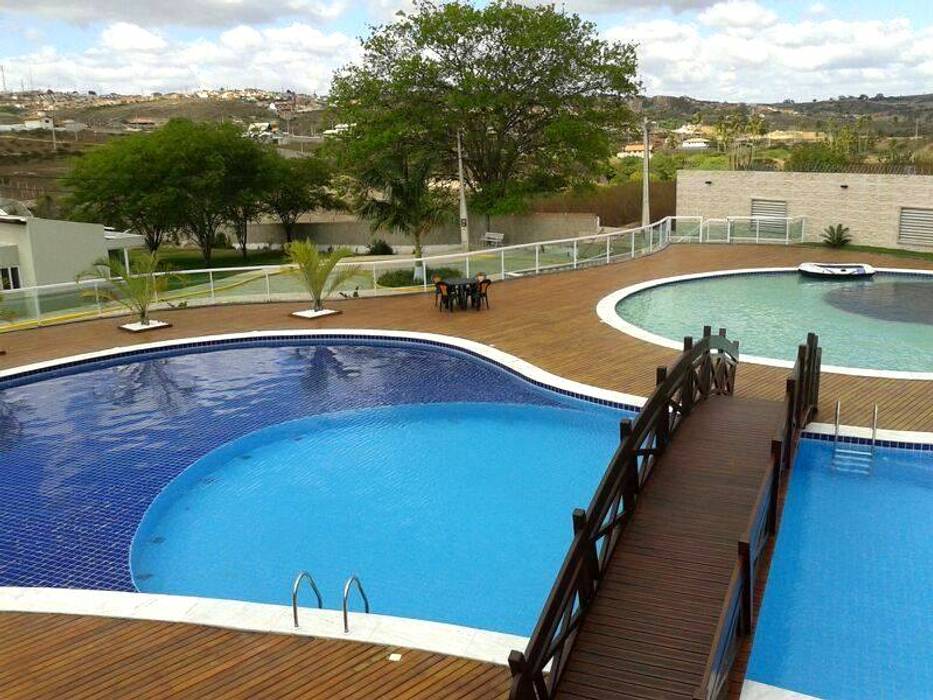Espaco De Lazer Com Piscinas Kleyton Abreu Arquitetura Piscinas De Jardim Azul Homify