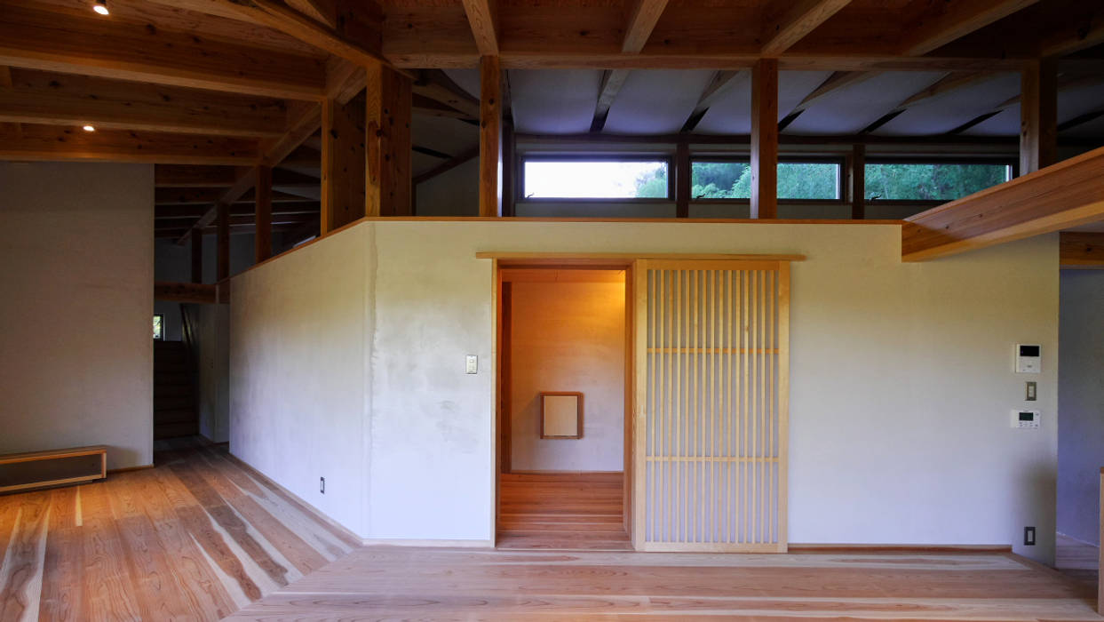 里山の家 SATOYAMA HOUSE TOYAMA，JAPAN, 水野建築研究所 水野建築研究所 Salon original Bois Effet bois