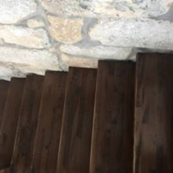 Reabilitação de Moradia - Foz Porto, Drevo - Wood Solutions Lda Drevo - Wood Solutions Lda Сходи