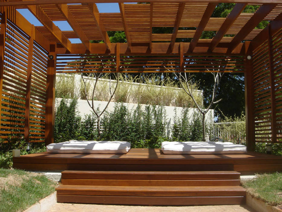 Inspirações, Drevo - Wood Solutions Lda Drevo - Wood Solutions Lda Tropical style balcony, veranda & terrace