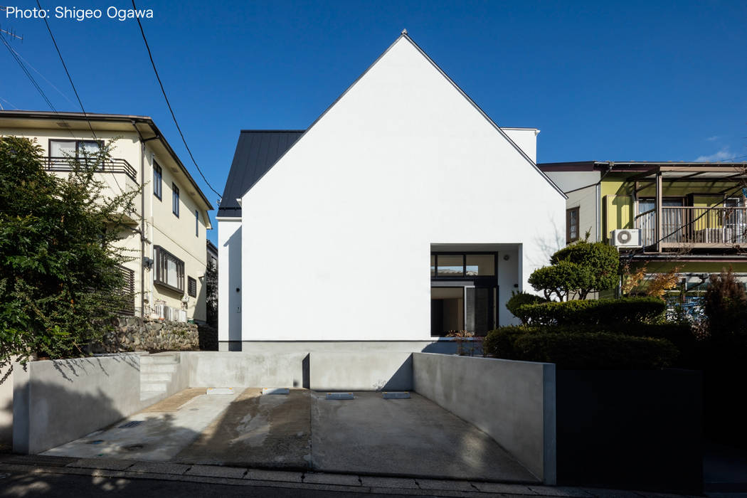 三角屋根の外観 石川淳建築設計事務所 木造住宅 三角屋根