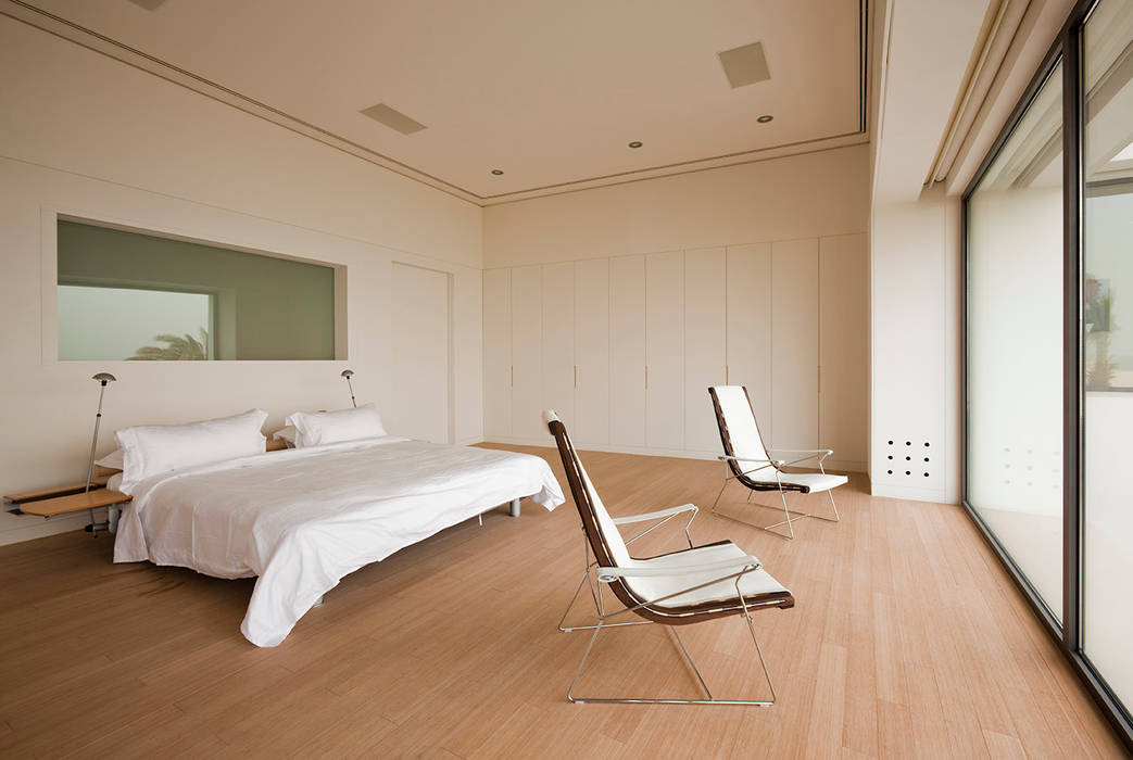 Diseño de una casa minimalista y moderna en Barcelona, AGi architects arquitectos y diseñadores en Madrid AGi architects arquitectos y diseñadores en Madrid Modern style bedroom