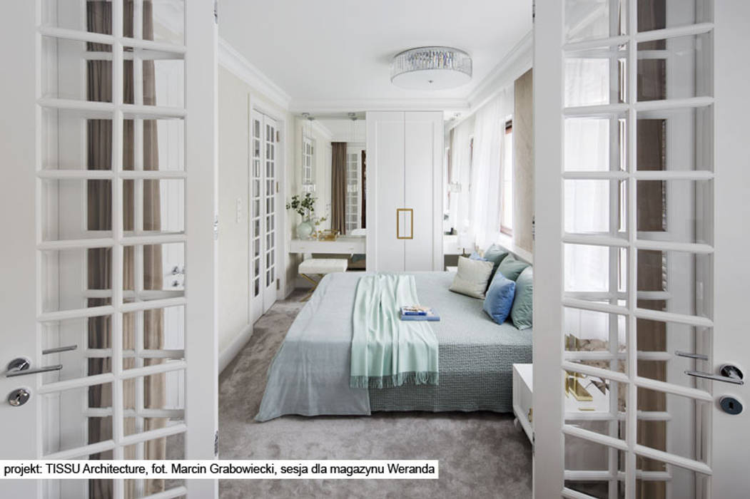 Apartament w Warszawie - klasyka z nowoczesnością, TISSU Architecture TISSU Architecture Chambre classique