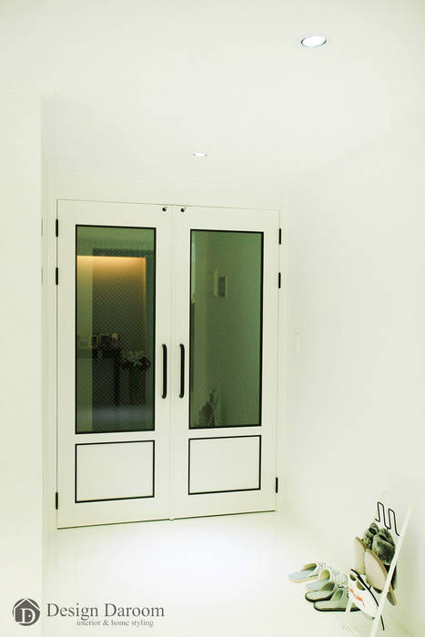 광장동 현대홈타운 53평형 중문 Design Daroom 디자인다룸 모던스타일 복도, 현관 & 계단