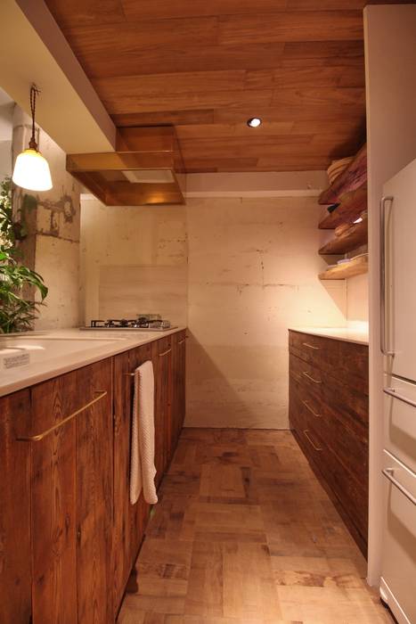 Apartment in tamagawa, Mimasis Design／ミメイシス デザイン Mimasis Design／ミメイシス デザイン Cocinas de estilo rústico Madera Acabado en madera