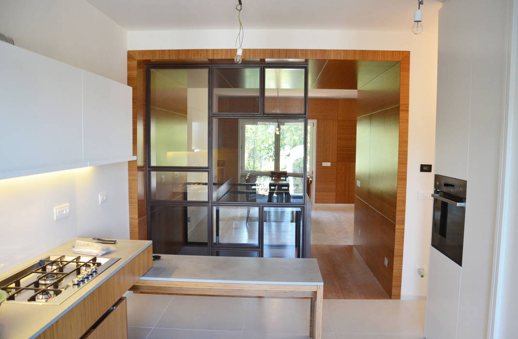 078 | Residenza, Giacomo Zanelli - Architetto Giacomo Zanelli - Architetto Built-in kitchens Bamboo Green