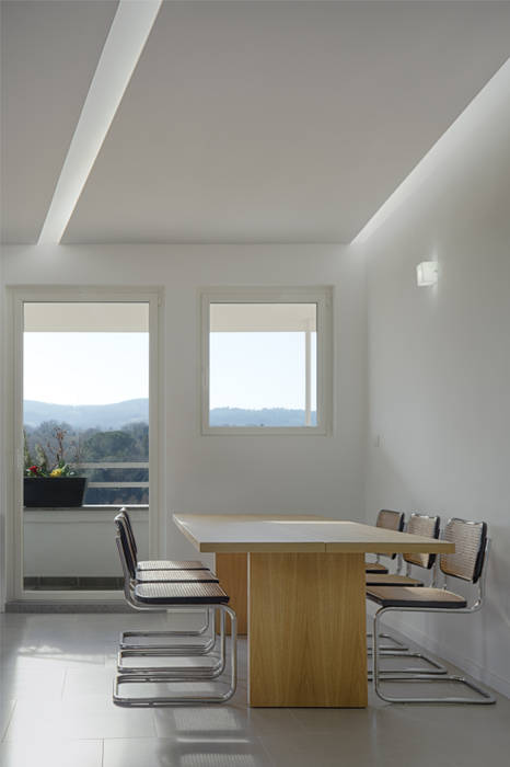 Casa-Cannocchiale, MAMESTUDIO MAMESTUDIO Minimalist dining room