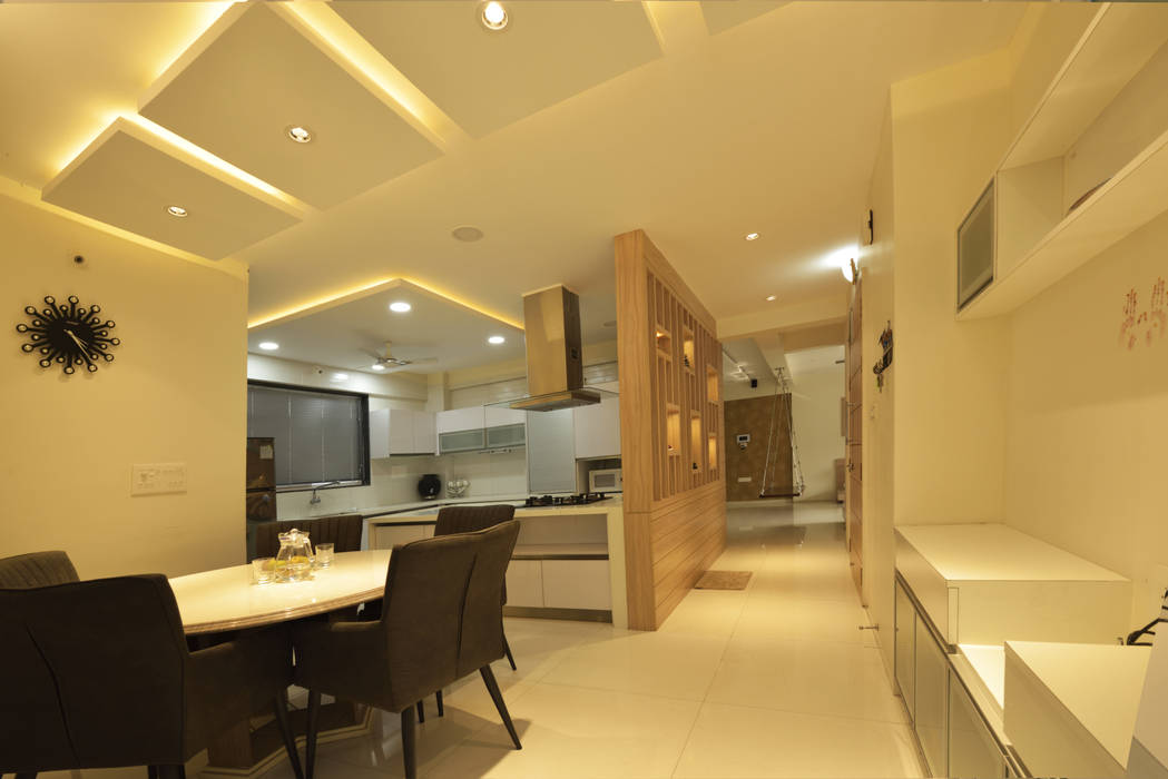 Mr Swapnil Choudhary, GREEN HAT STUDIO PVT LTD GREEN HAT STUDIO PVT LTD Modern dining room Plywood