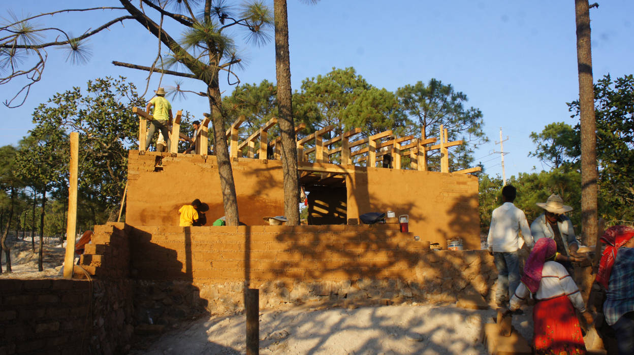 Centro Comunitario Wixarika La Cebolleta, Jalisco - Programa VACA Juan Carlos Loyo Arquitectura Casas de campo