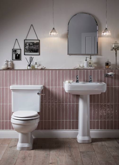 Wynwood basin, pedestal and WC Heritage Bathrooms Classic style bathroom