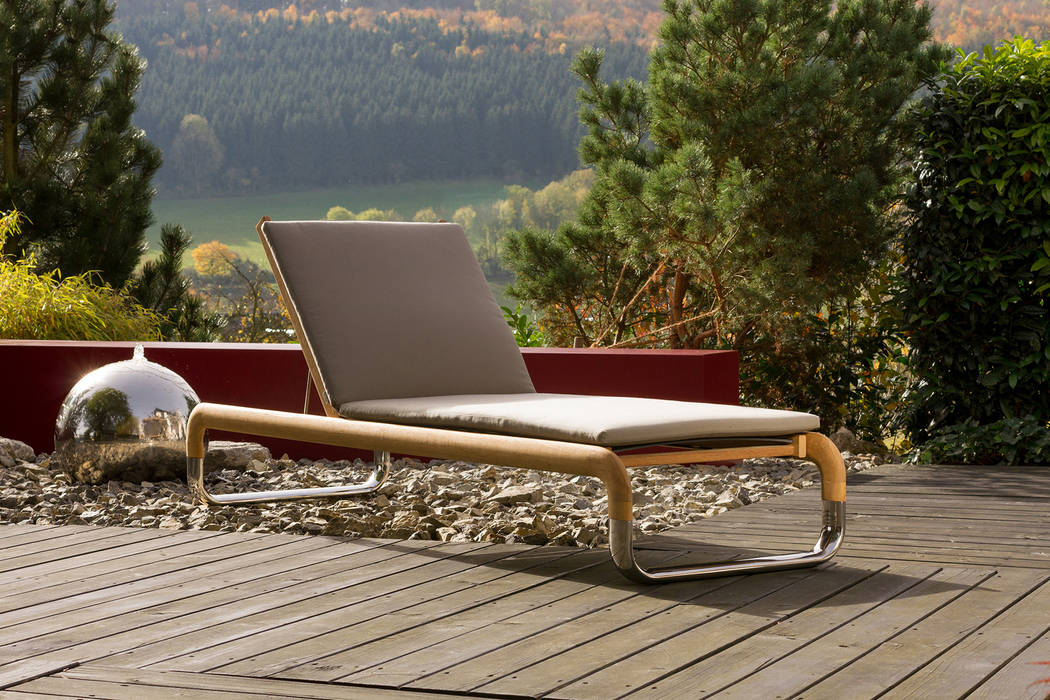 LUXUS-Liege H2K, hake konzept hake konzept Modern balcony, veranda & terrace Furniture