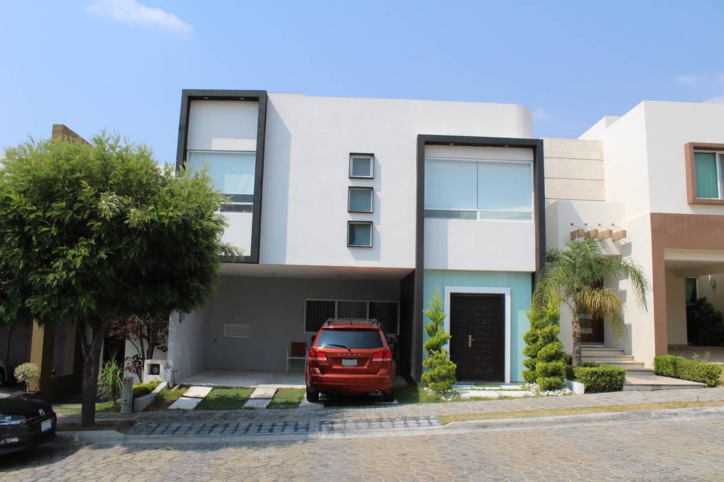 Casa Nordika, Itech Kali Itech Kali منزل عائلي صغير أسمنت