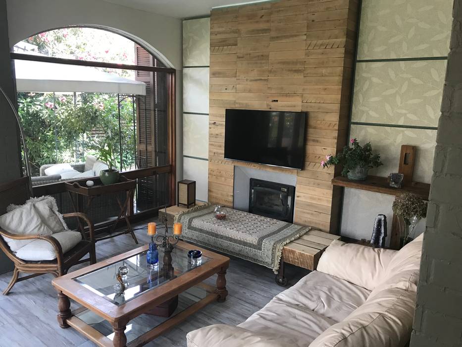 Sala de estar homify Casas unifamiliares Madera Acabado en madera