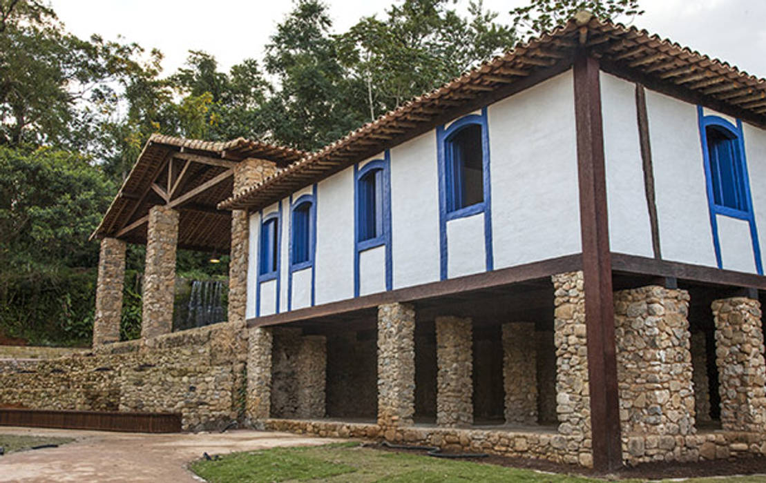 Reserva Florestal e Fazenda Bananal - Paraty - RJ, Flavia Machado Arquitetura Flavia Machado Arquitetura Commercial spaces Stone Gastronomy