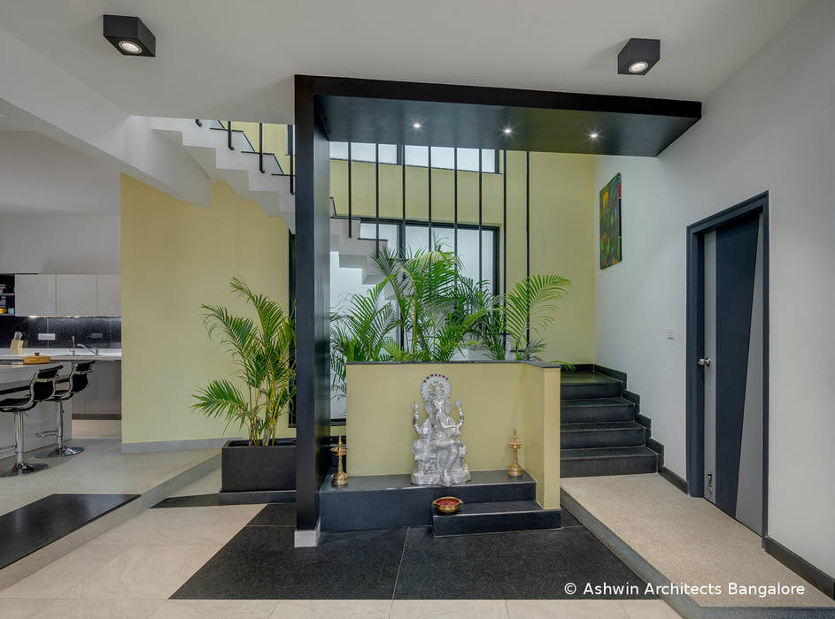 Living Room Design Ashwin Architects In Bangalore 现代客厅設計點子、靈感 & 圖片