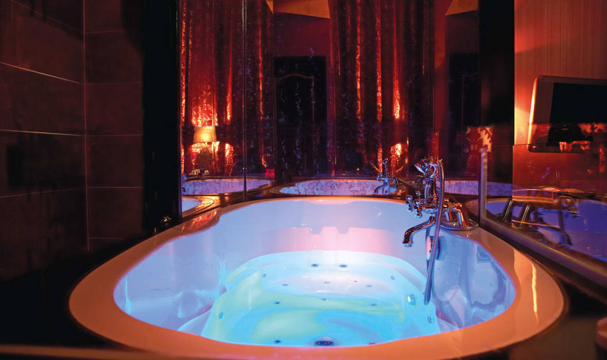 Cleopatra bad met specificaties naar wens homify Moderne spa's spa,badkamer,bad,bubbelbad,whirlpool