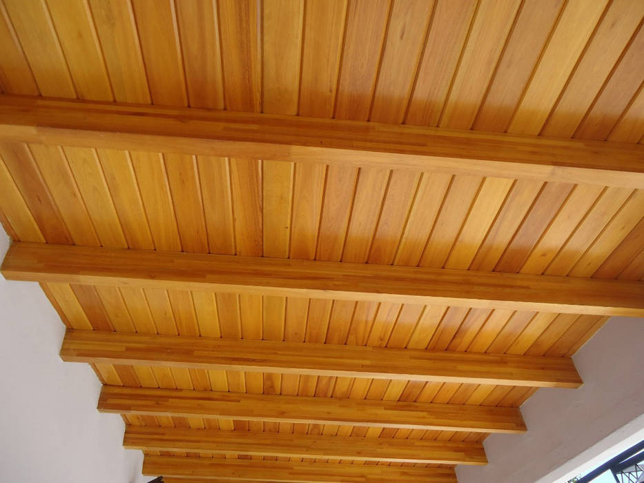 Proyecto - Dirección - Construccion de techo interior y pergola exterior - Mar del Plata., GRUPO CONSARQ GRUPO CONSARQ Dach Holz Holznachbildung
