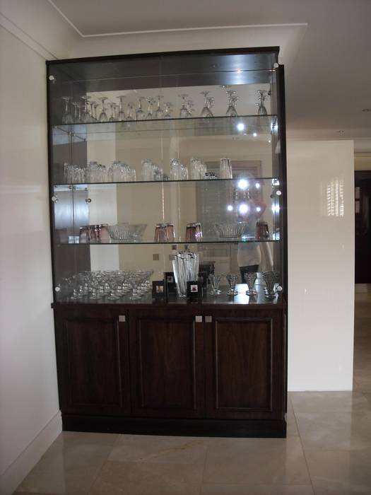 Cocktail cabinet in Walnut, mirror and glass CKW Lifestyle Associates PTY Ltd Wine cellar Wood Wood effect