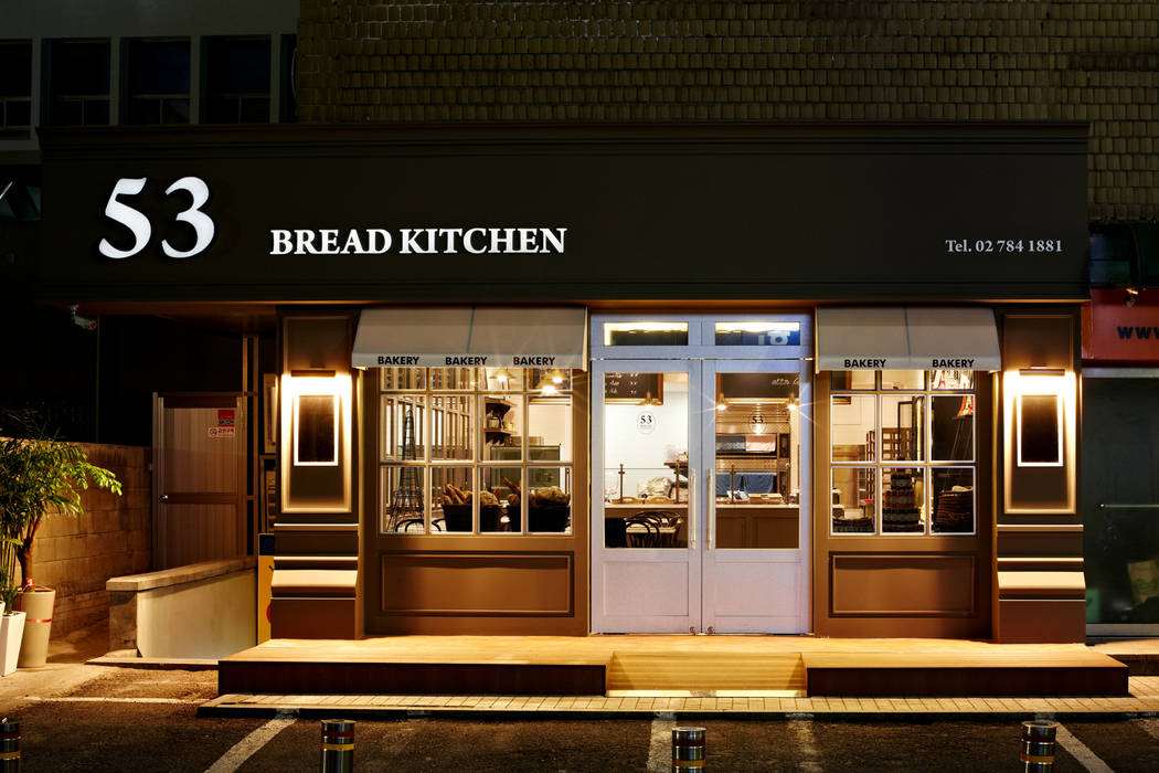 53 Bread kitchen [53 브레드 키친], 바나나피쉬 바나나피쉬 계단 고정물,식물,문,건물,직사각형,폰트,가스,정면,소매,바닥