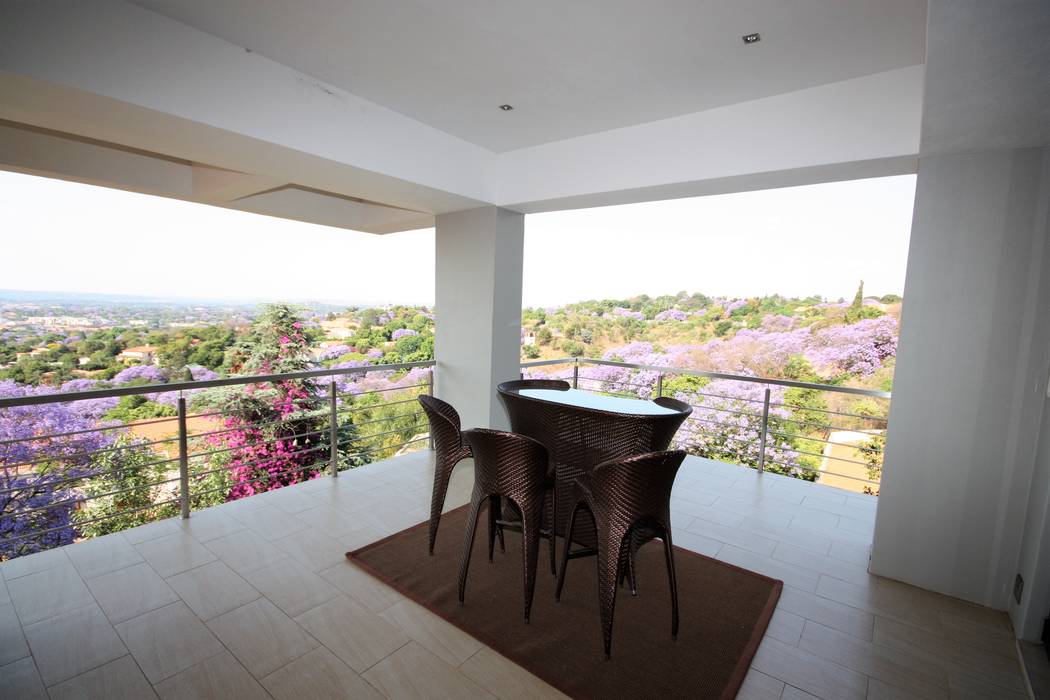 patio next to living room Nuclei Lifestyle Design Terrace