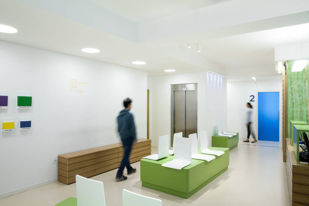 Dental Clinic, M2Bstudio M2Bstudio Commercial spaces Clinics