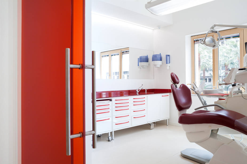 Dental Clinic, M2Bstudio M2Bstudio Commercial spaces Clinics