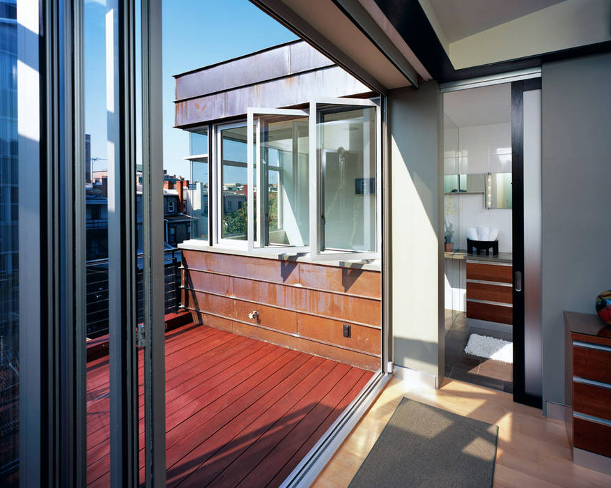 Riggs Place Residence, KUBE architecture KUBE architecture Terrace