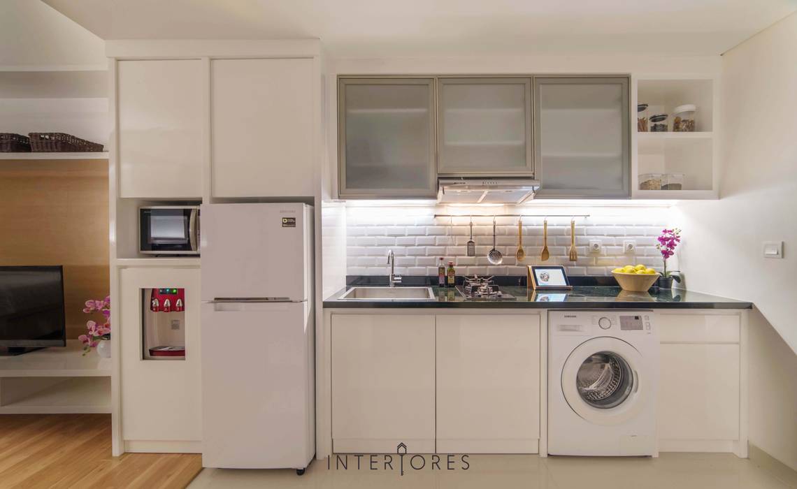 Dapur & Laundry INTERIORES - Interior Consultant & Build Dapur Minimalis Apartment,Dapur,Kitchen,Laundry,Modern,Simple,Compact,White