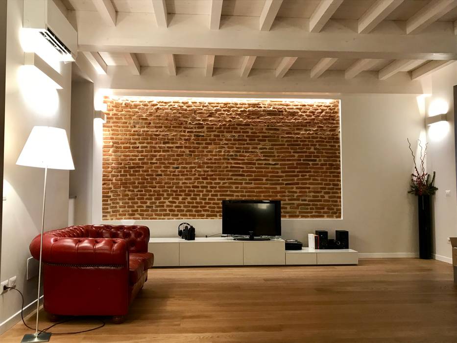 PROGETTO RISANAMENTO CONSERVATIVO CASA UNIFAMILIARE MILANO - 2018, Cozzi Arch. Mauro Cozzi Arch. Mauro Living room