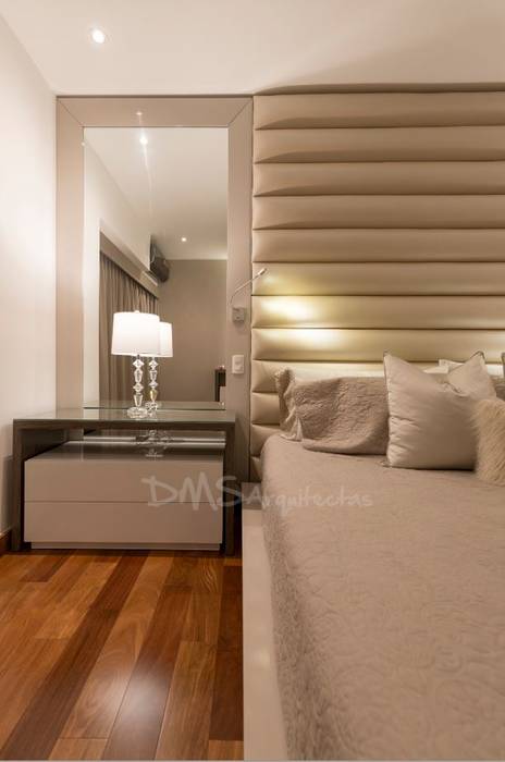 DORMITORIO PRINCIPAL DMS Arquitectas Dormitorios de estilo moderno dormitorio,principal,dms,diseño,ilumiacion,Camas y cabeceras