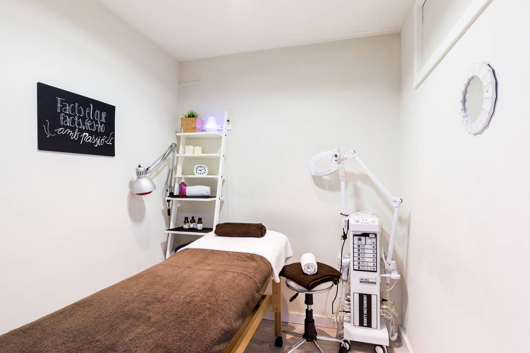 Centro de estética Diana Guill , BCN Feng Shui BCN Feng Shui مساحات تجارية مراكز تسوق/ مولات