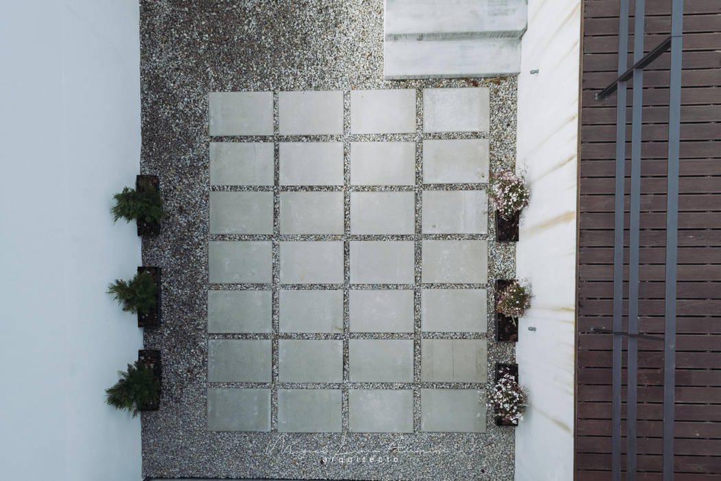 moradia LC Jardins modernos por miguel lima amorim - arquitecto - arquimla Moderno