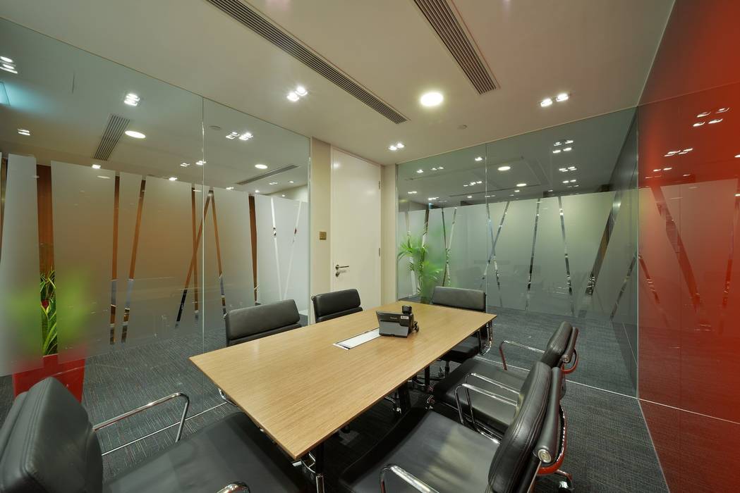 Meeting Room FINGO DESIGN & ASSOCIATES LTD. Commercial spaces Offices & stores