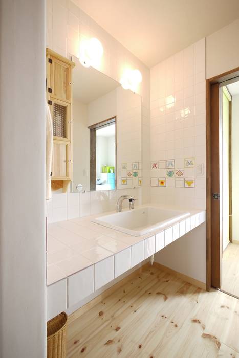 フレンチナチュラルスタイルの家, みゆう設計室 みゆう設計室 浴室