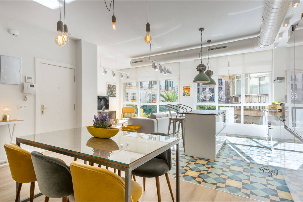 Loft en Málaga Centro Histórico , Per Hansen Per Hansen Industrial style dining room