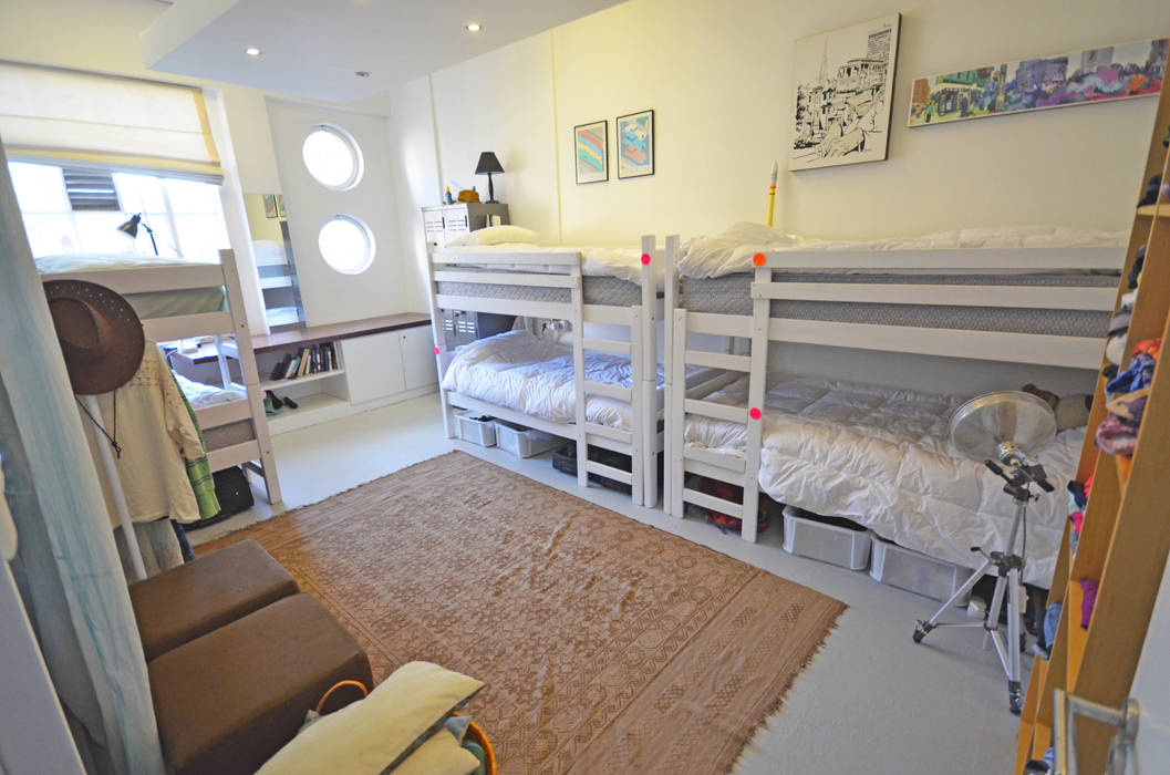 Greenpop volunteer accommodation 2015, Till Manecke:Architect Till Manecke:Architect Dormitorios de estilo moderno