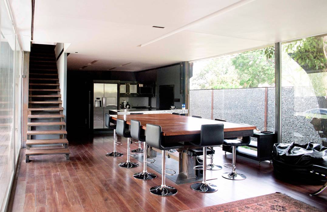House Bloemfontein, FAME Projects FAME Projects Industrial style dining room