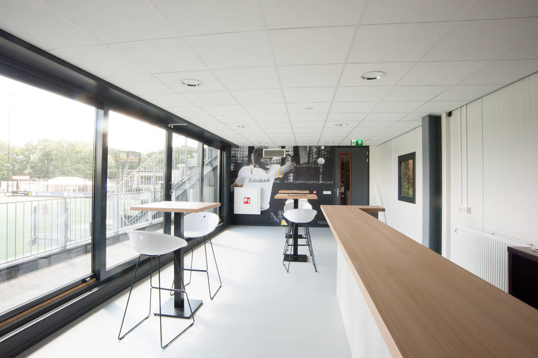 Interieur tribune Hockeyclub Den Bosch, DWB2C DWB2C Commercial spaces Sân vận động