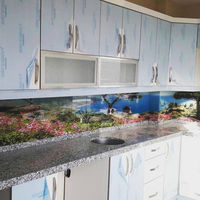 Mutfak Tezgah Arasi Oztas Yapi Dekorasyon Cam Mutfak Modern Homify