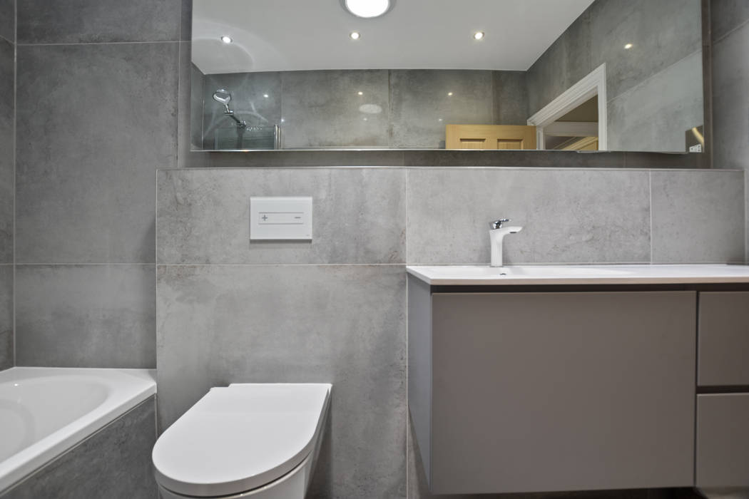 Case Study: Twickenham, Middlesex, BathroomsByDesign Retail Ltd BathroomsByDesign Retail Ltd Modern bathroom