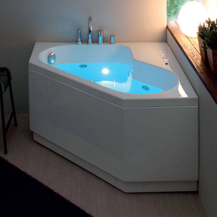 Vasca angolare Diamante 120x120xH55, Jo-Bagno.it Jo-Bagno.it Phòng tắm phong cách hiện đại Gỗ-nhựa composite Bathtubs & showers