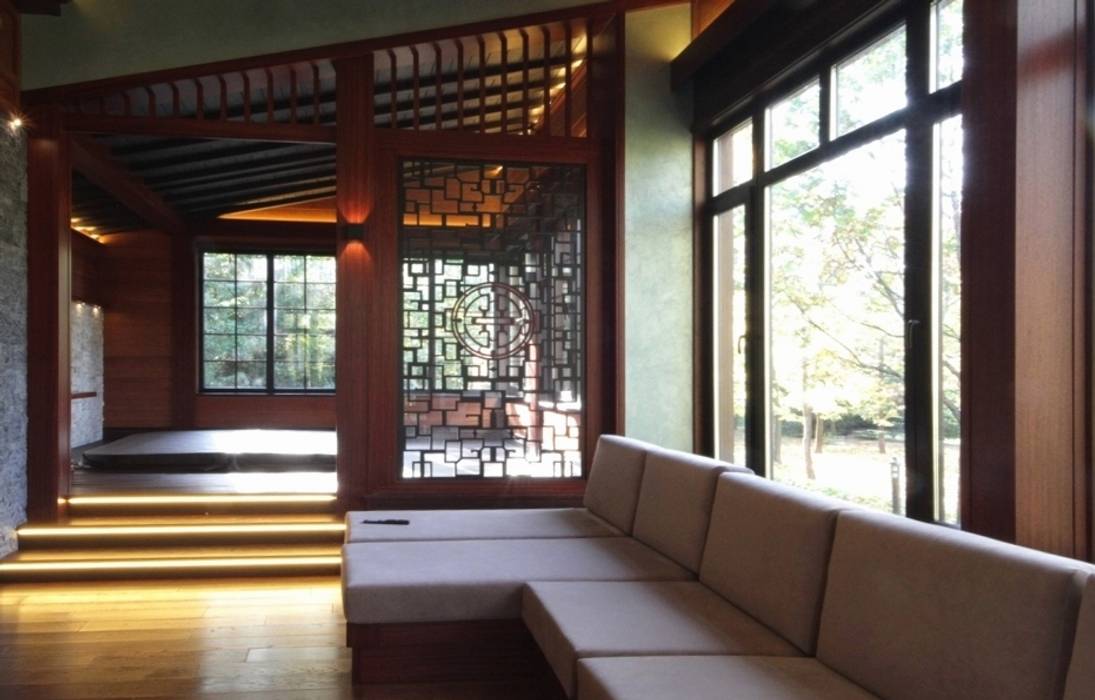 Casa de vacaciones y Spa en estilo japonés, Studio B&L Studio B&L Salas de estilo asiático Compuestos de madera y plástico moderno,asiatico