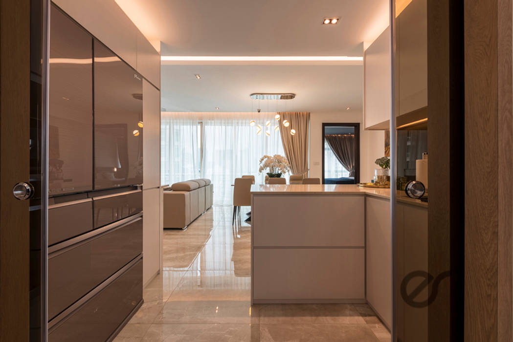 Design & Build: Melrose Condominium, erstudio Pte Ltd erstudio Pte Ltd Modern kitchen